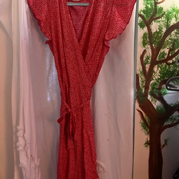 Red Dress - Picture 2 of 7